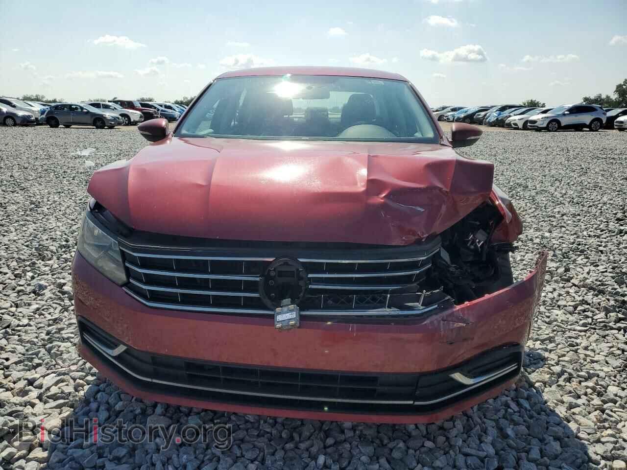 2017 VOLKSWAGEN PASSAT - VIN: 1VWAT7A33HC015502 - Фото 5