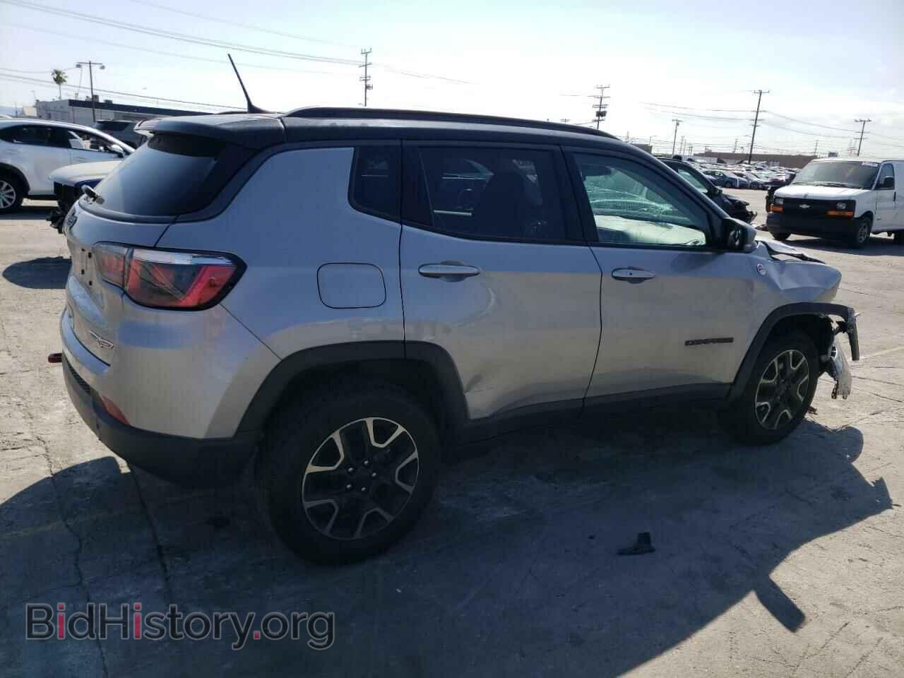 2019 JEEP COMPASS - VIN: 3C4NJDDB3KT748138 - Фото 3