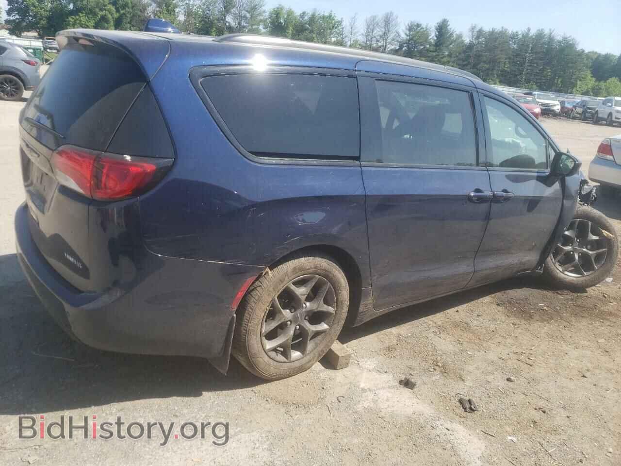 2019 CHRYSLER PACIFICA - VIN: 2C4RC1EGXKR655737 - Фото 3