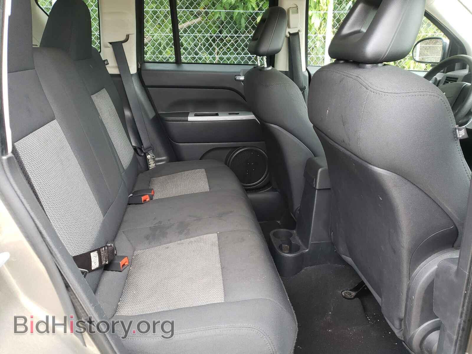 2008 JEEP COMPASS - VIN: 1J8FT47008D520940 - Фото 6