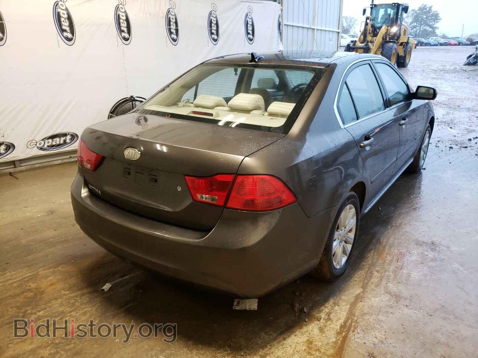 2010 KIA OPTIMA - VIN: KNAGG4A89A5411985 - Фото 4