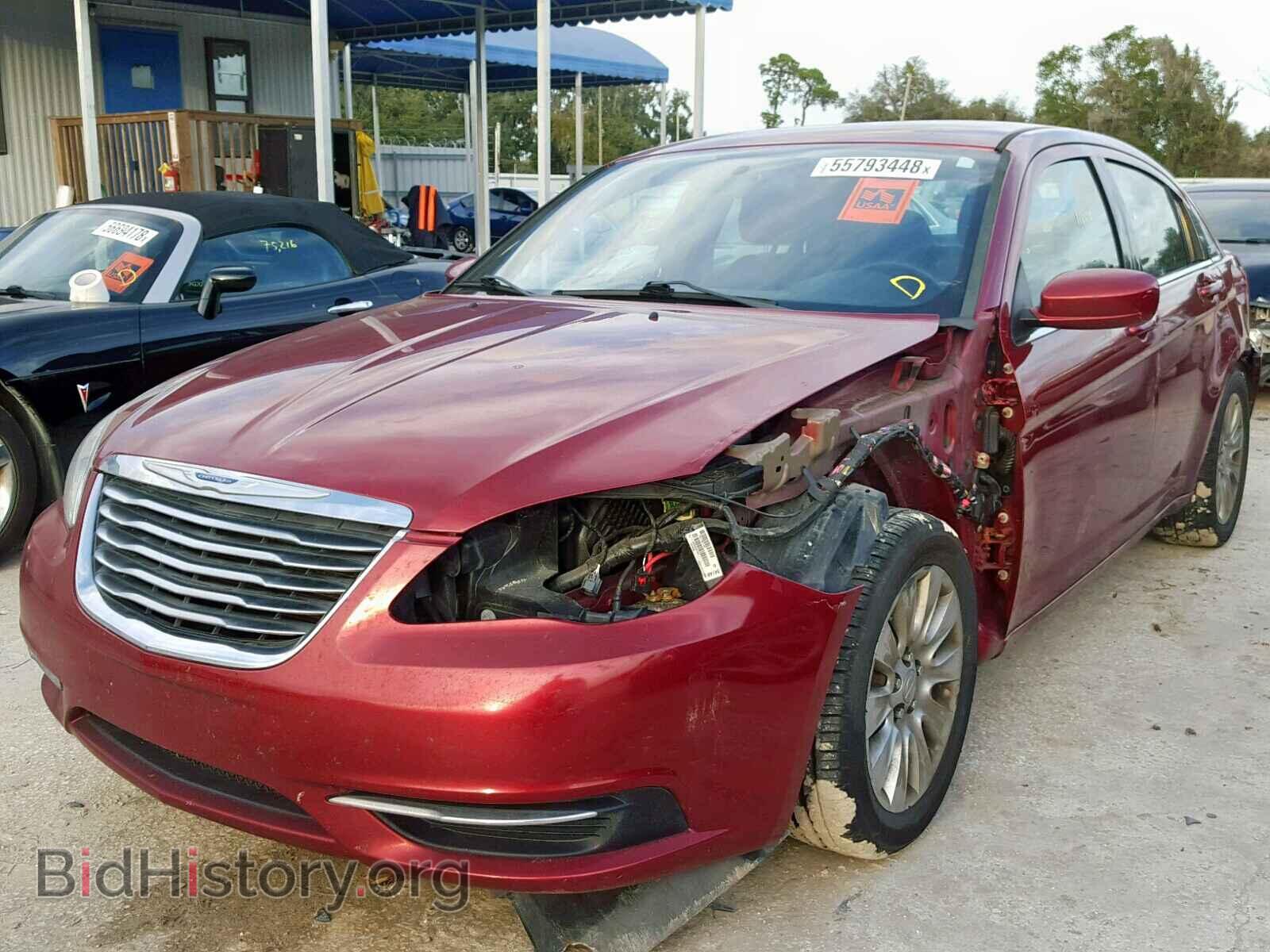 2013 CHRYSLER 200 - VIN: 1C3CCBAB1DN641722 - Фото 2