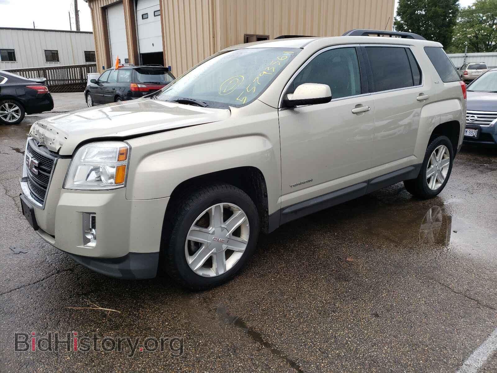2011 GMC TERRAIN - VIN: 2CTFLUE59B6417015 - Фото 2