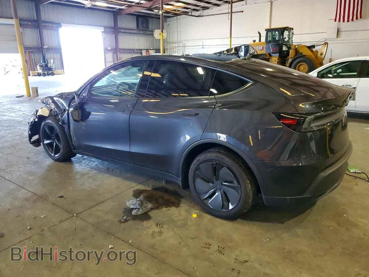 2026 TESLA MODEL Y - VIN: 7SAYGDED2TA419846 - Фото 2