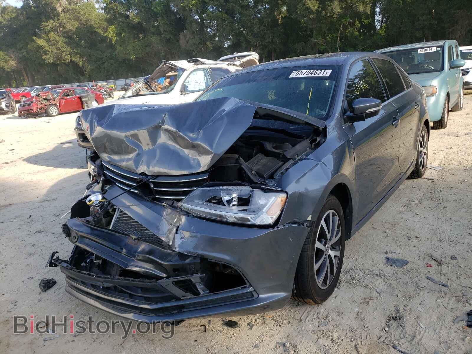 2017 VOLKSWAGEN JETTA - VIN: 3VWDB7AJ5HM272822 - Фото 2