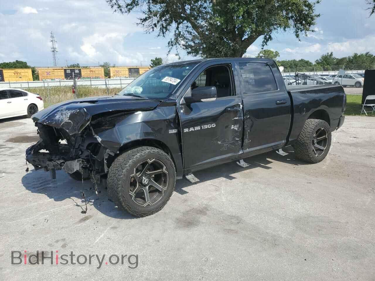 Photo 1D7RB1CT1BS530388 - DODGE All Models 2011