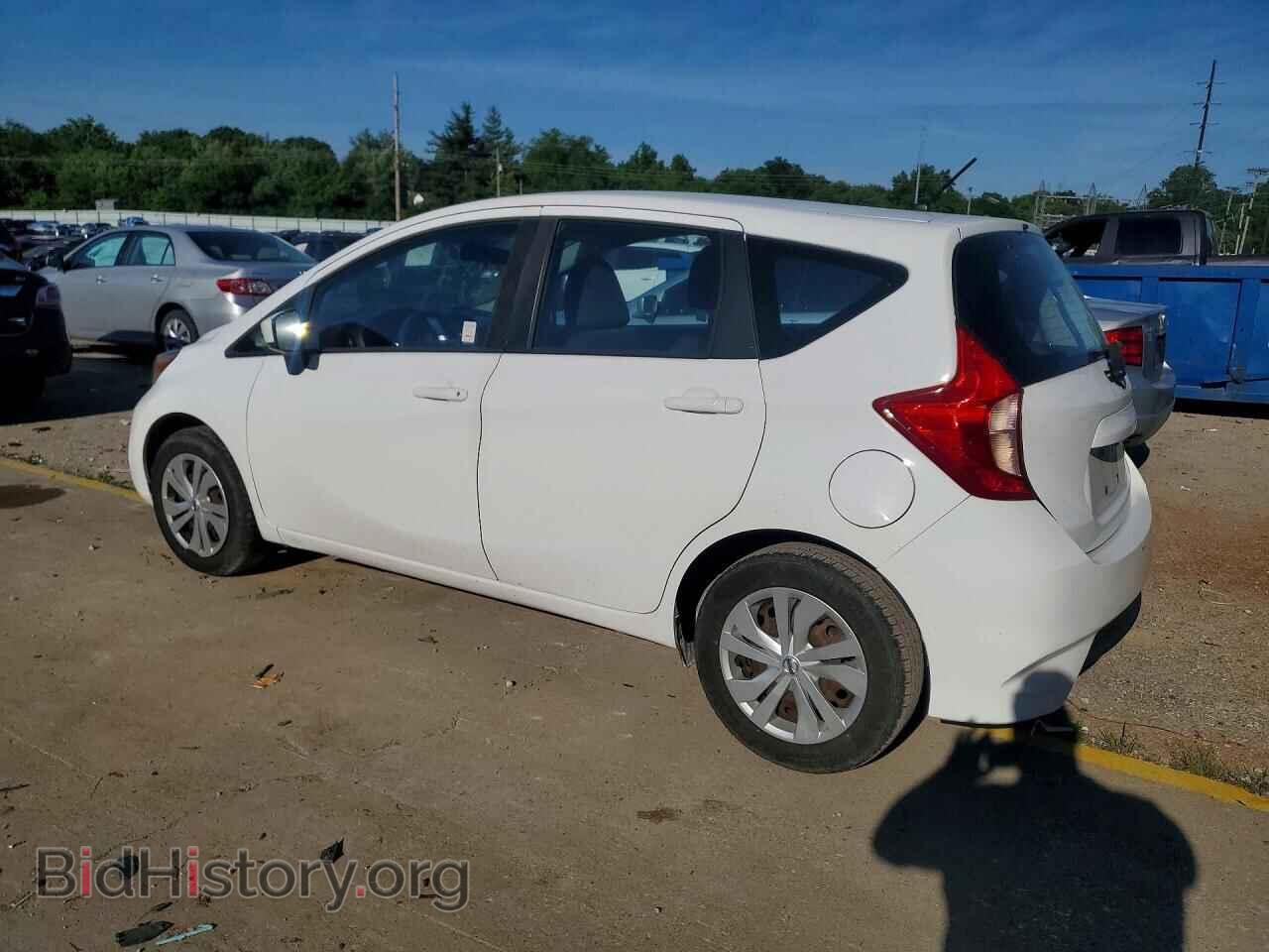 2017 NISSAN VERSA - VIN: 3N1CE2CP2HL354638 - Фото 2