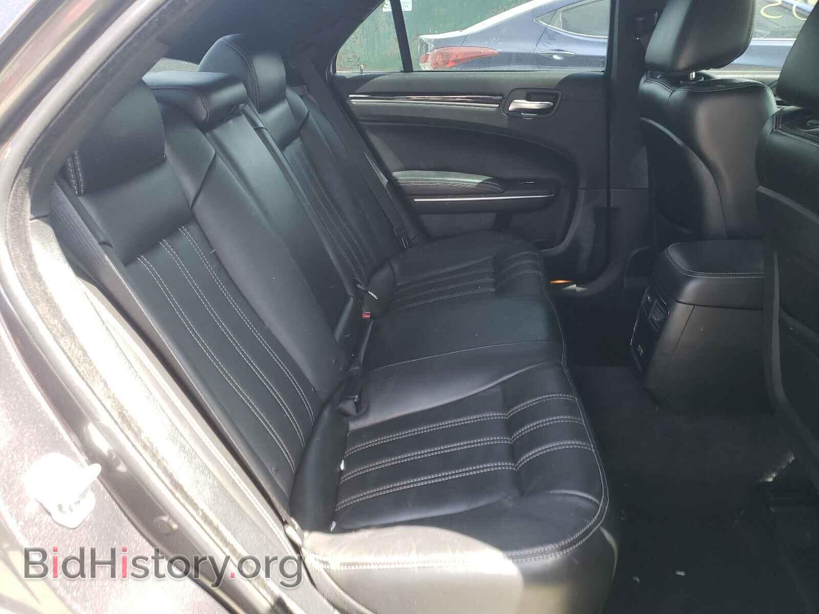 2018 CHRYSLER 300 - VIN: 2C3CCAGGXJH226562 - Фото 6