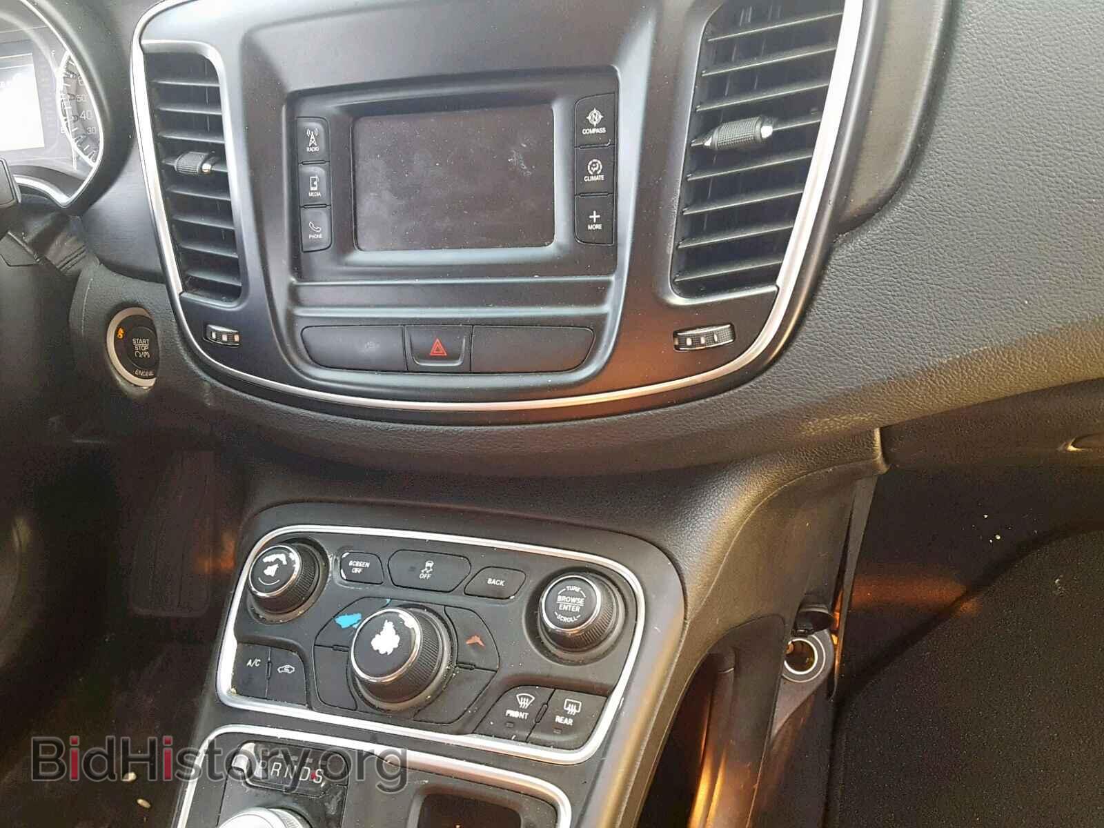 2016 CHRYSLER 200 - VIN: 1C3CCCAG8GN104433 - Фото 9