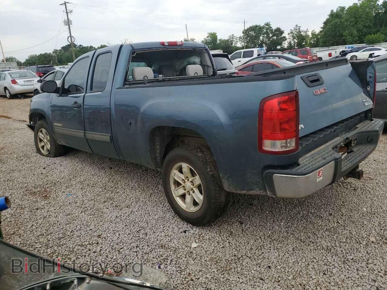 2011 GMC SIERRA - VIN: 1GTR1VE02BZ169834 - Фото 2