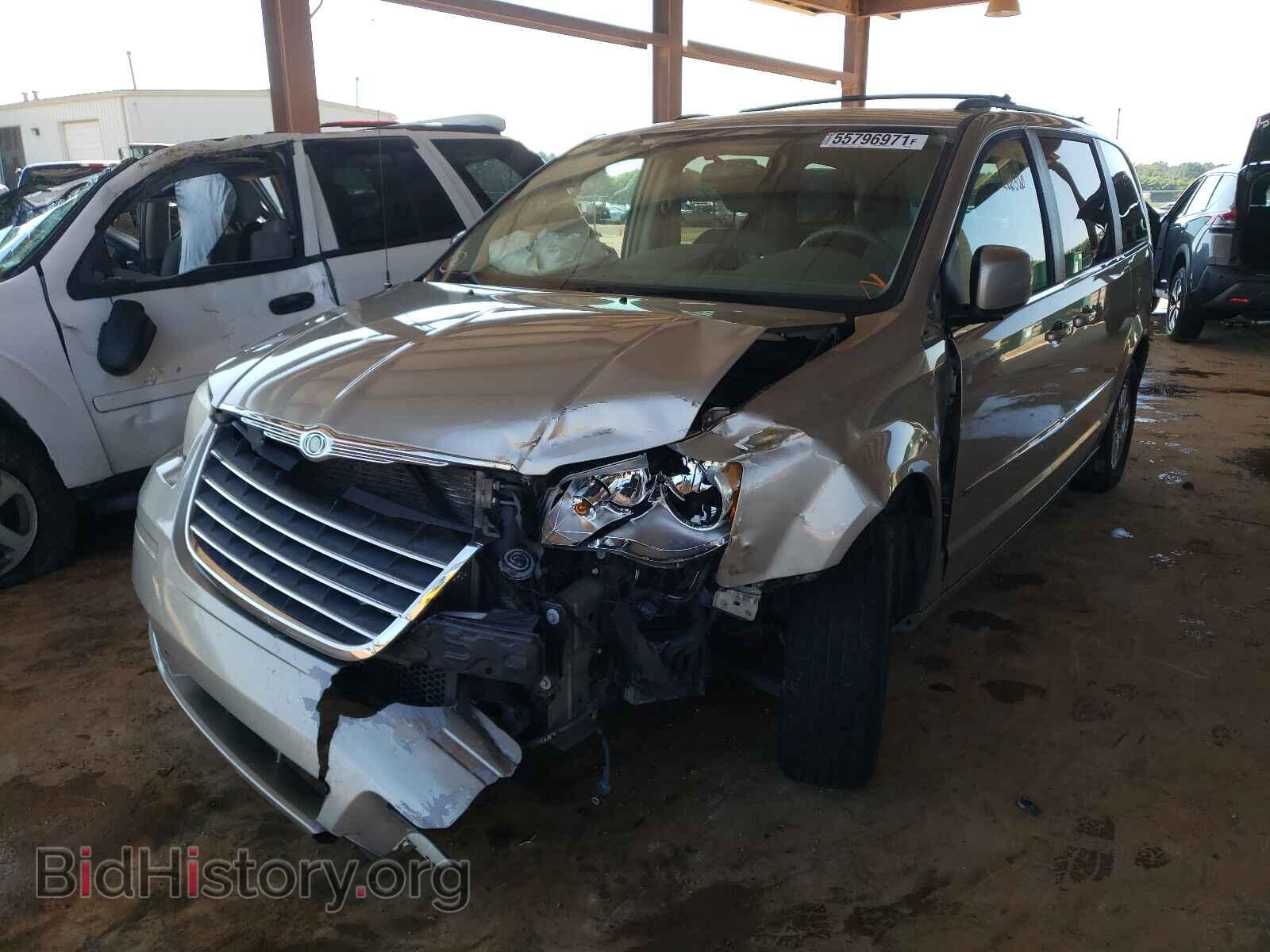 2009 CHRYSLER MINIVAN - VIN: 2A8HR541X9R536944 - Фото 2