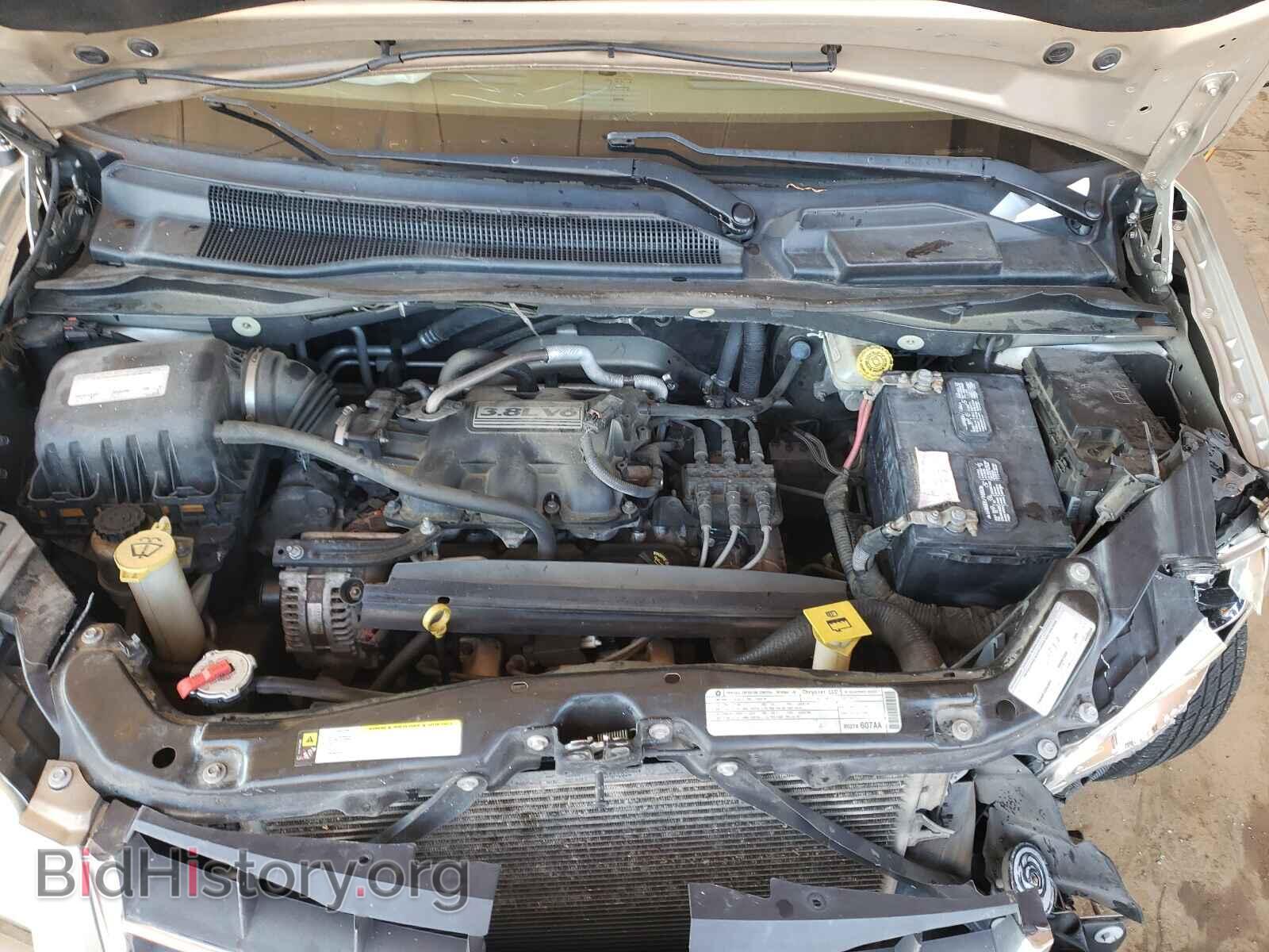 2009 CHRYSLER MINIVAN - VIN: 2A8HR541X9R536944 - Фото 7