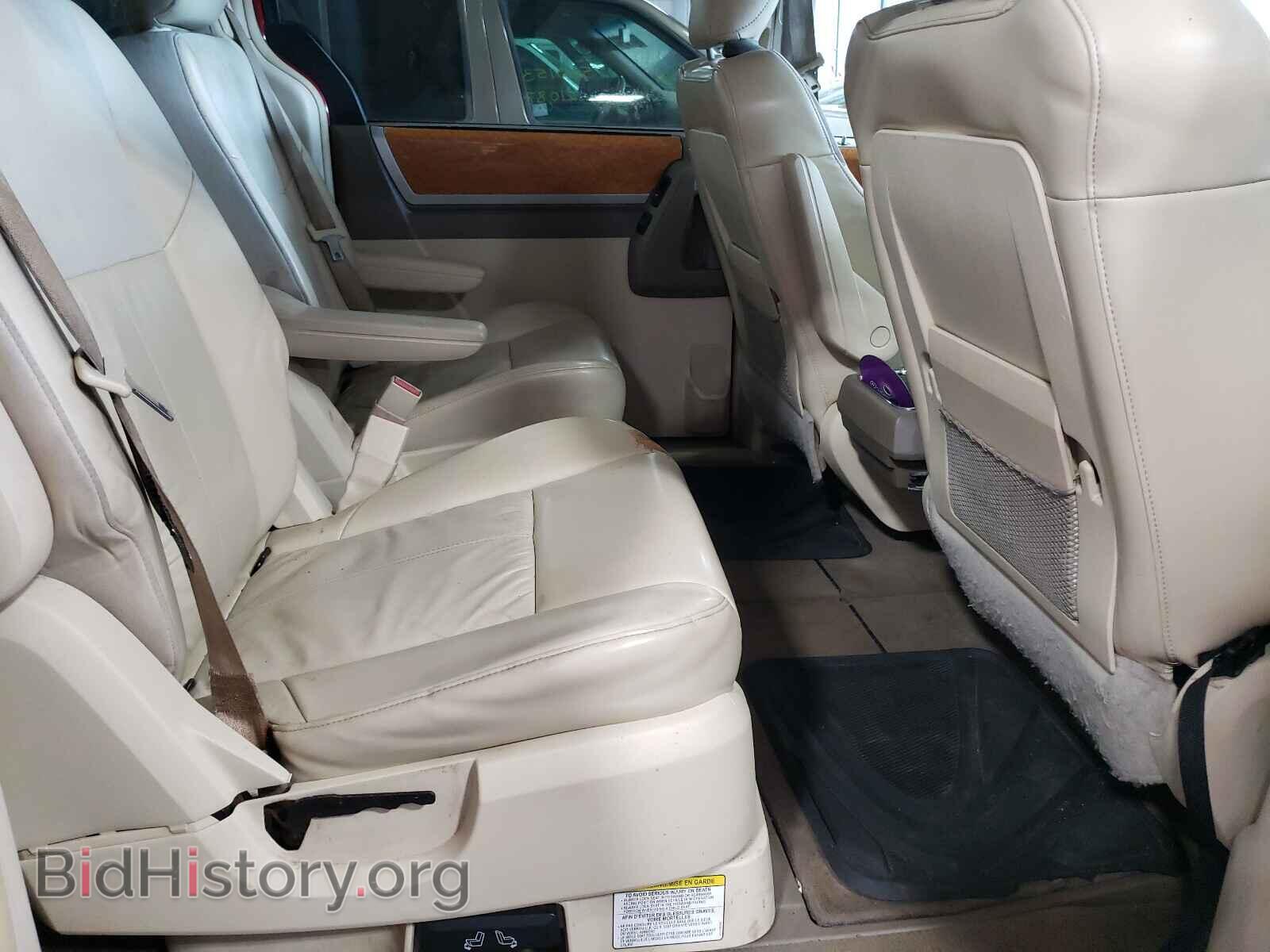 2008 CHRYSLER MINIVAN - VIN: 2A8HR64X48R134085 - Фото 6