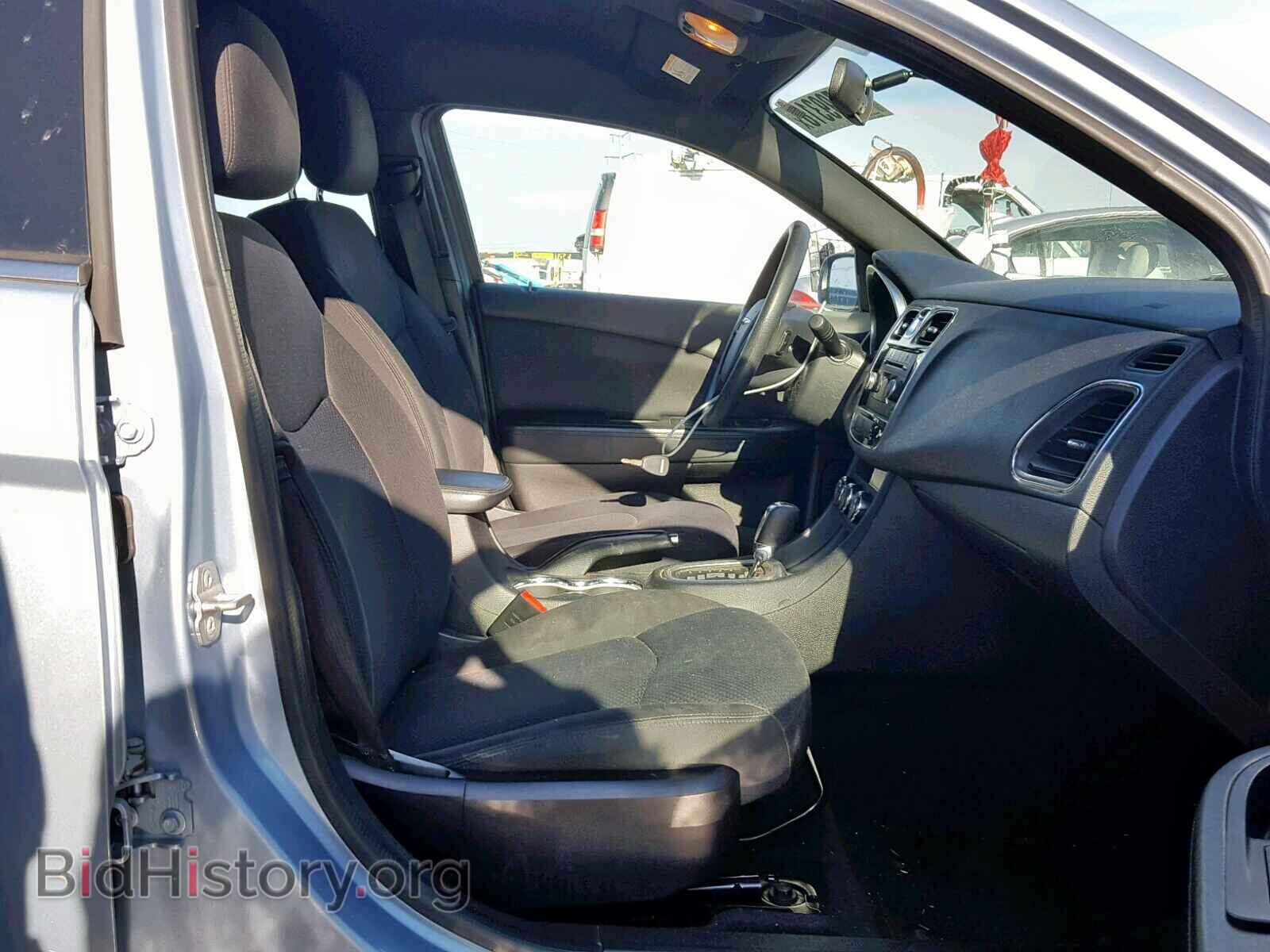 2014 CHRYSLER 200 - VIN: 1C3CCBAB2EN210274 - Photo 5