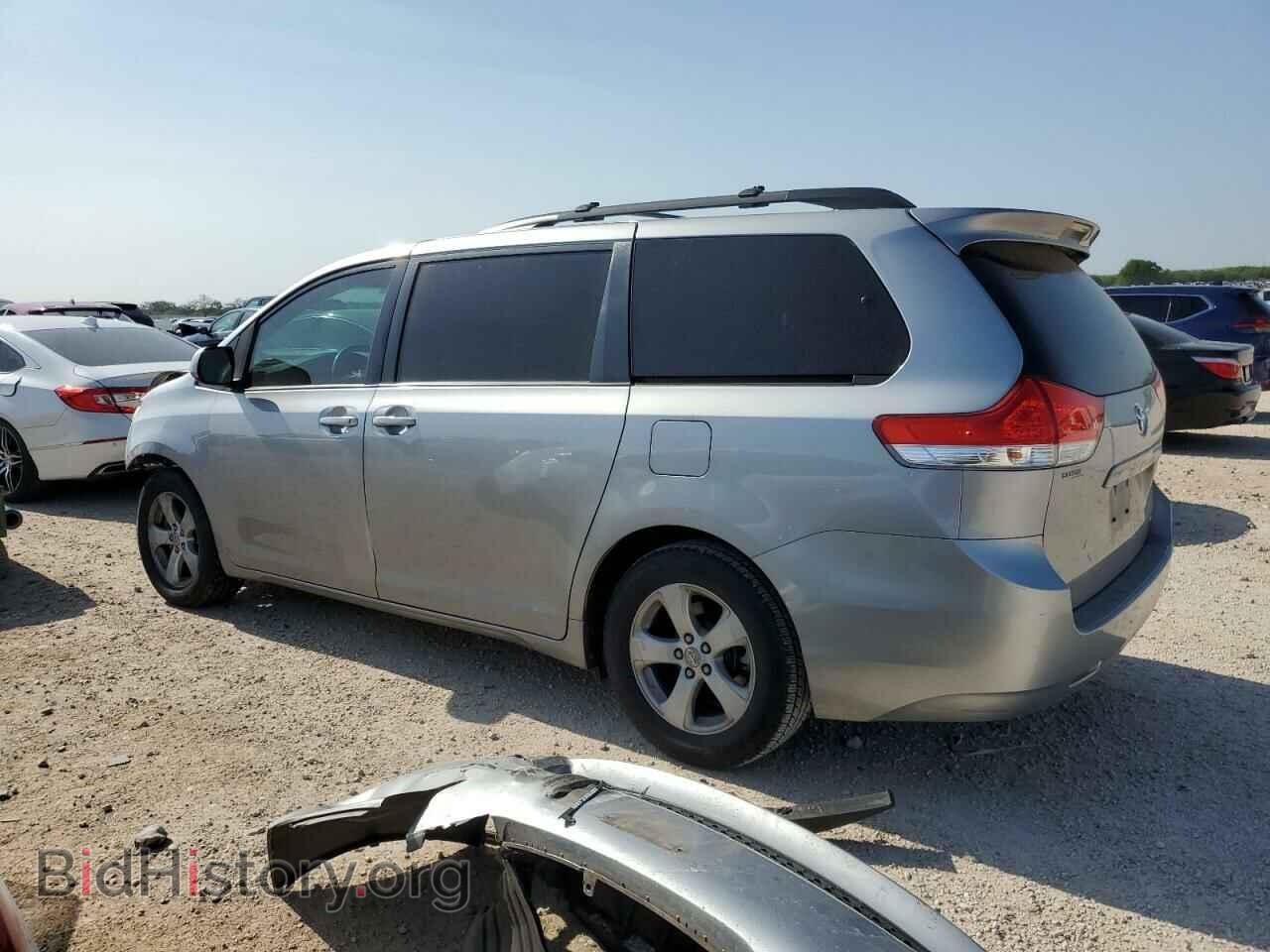 2011 TOYOTA All Models - VIN: 5TDKK3DC2BS099655 - Photo 2
