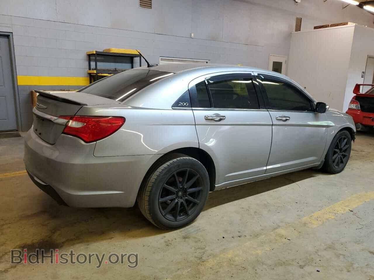 2013 CHRYSLER 200 - VIN: 1C3CCBCG7DN526048 - Фото 3