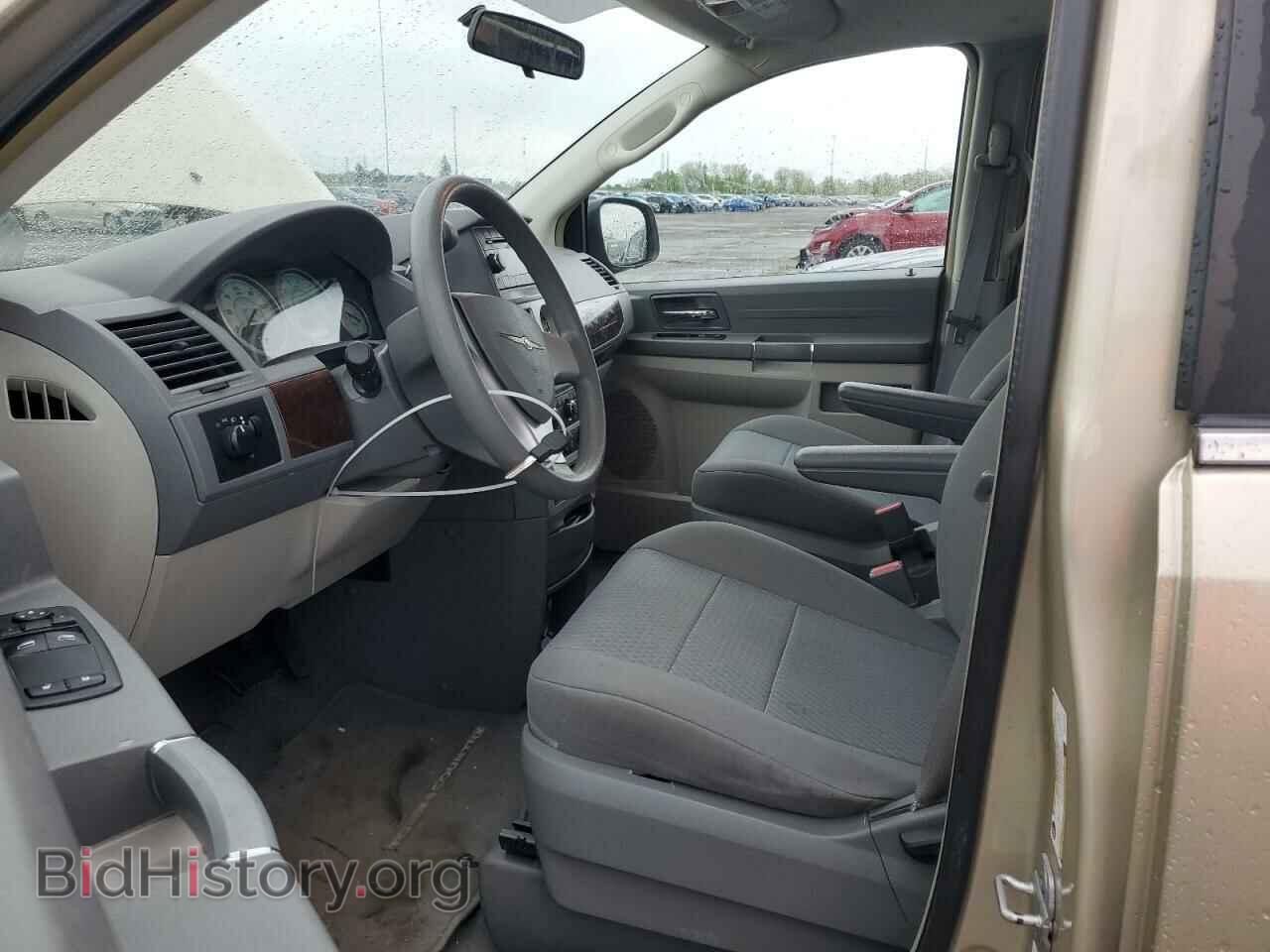 2010 CHRYSLER MINIVAN - VIN: 2A4RR2D10AR357658 - Фото 7