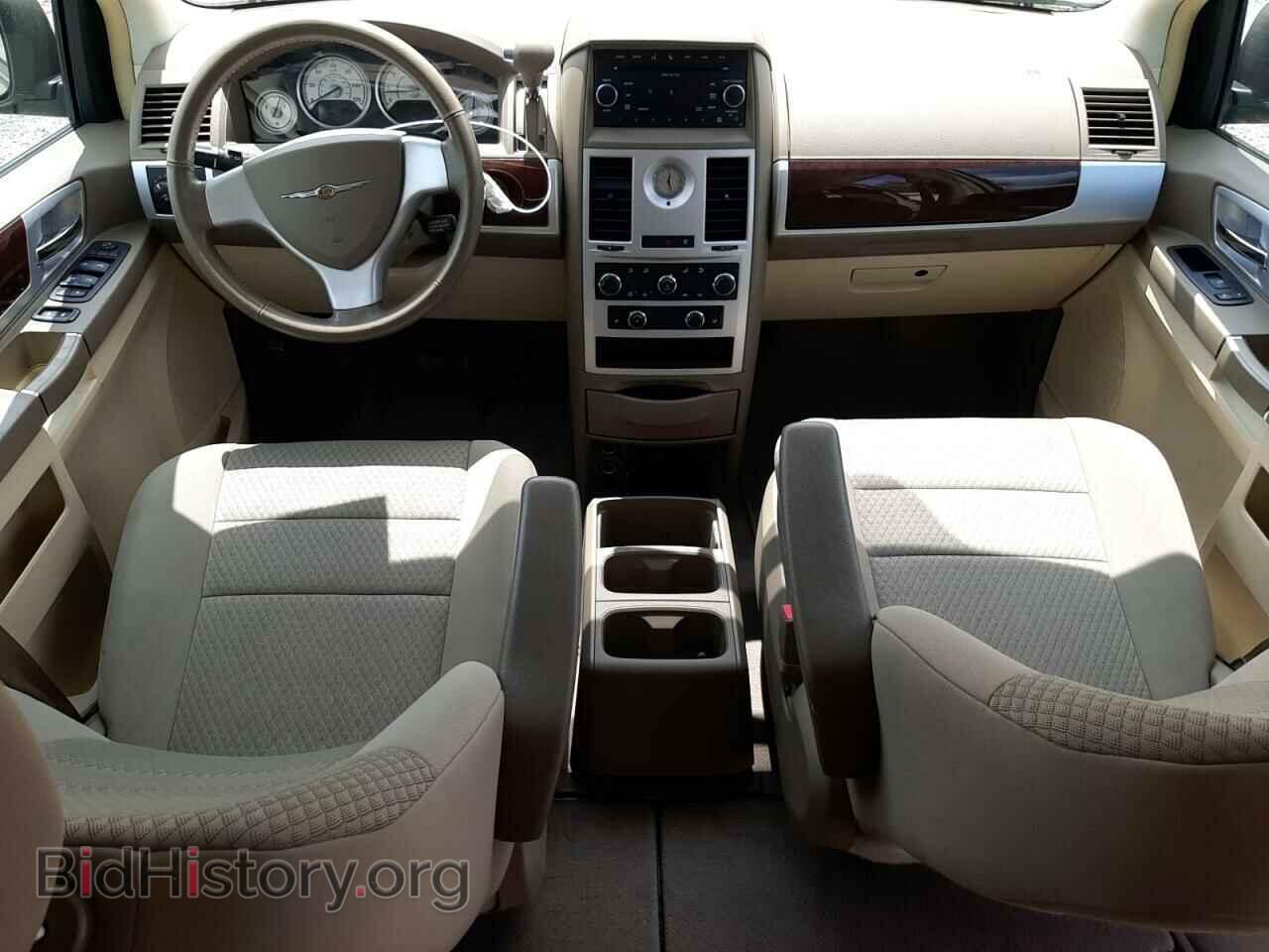 2010 CHRYSLER MINIVAN - VIN: 2A4RR5D1XAR189819 - Фото 8