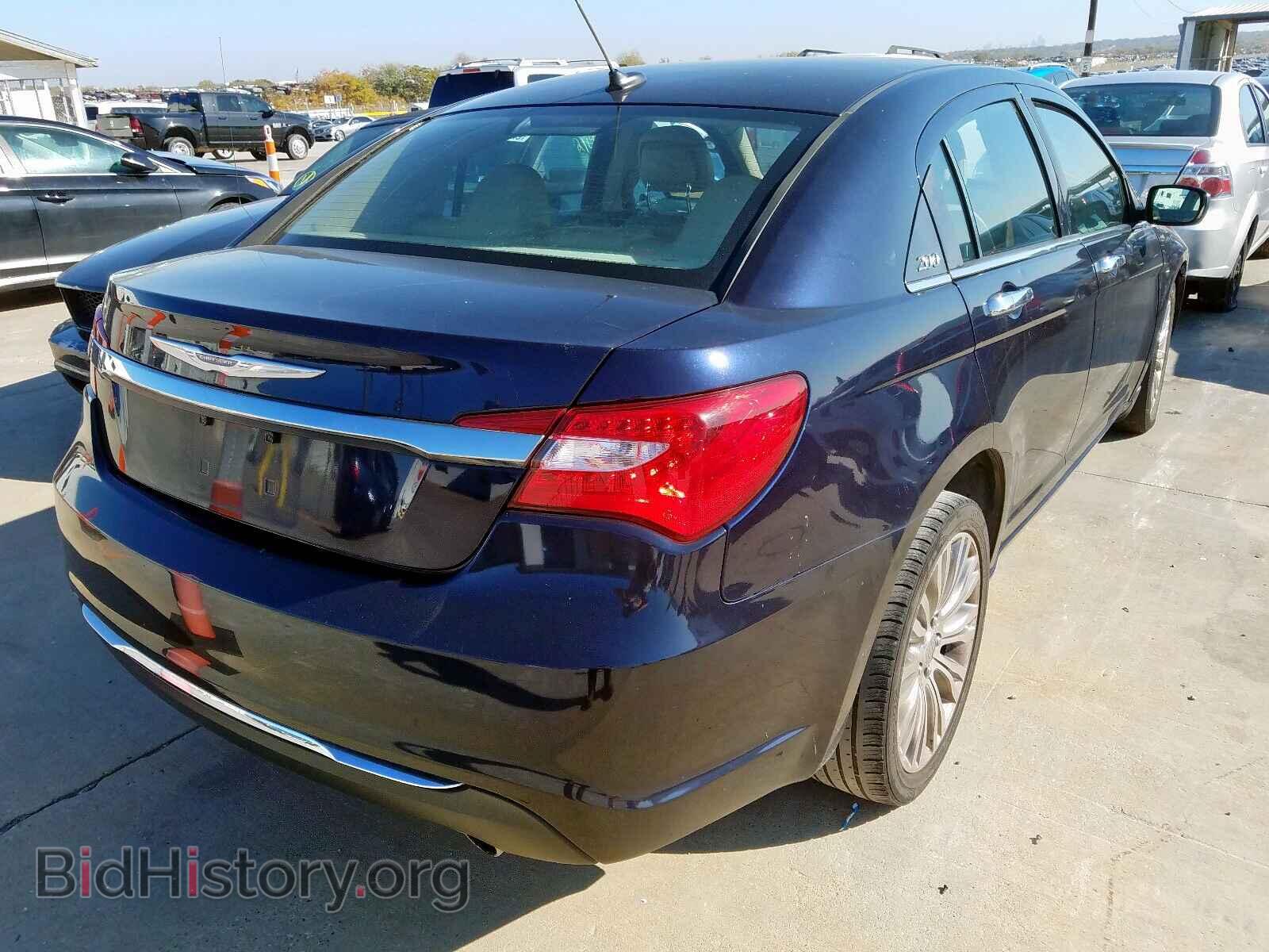 2012 CHRYSLER 200 - VIN: 1C3CCBCG7CN307721 - Фото 4