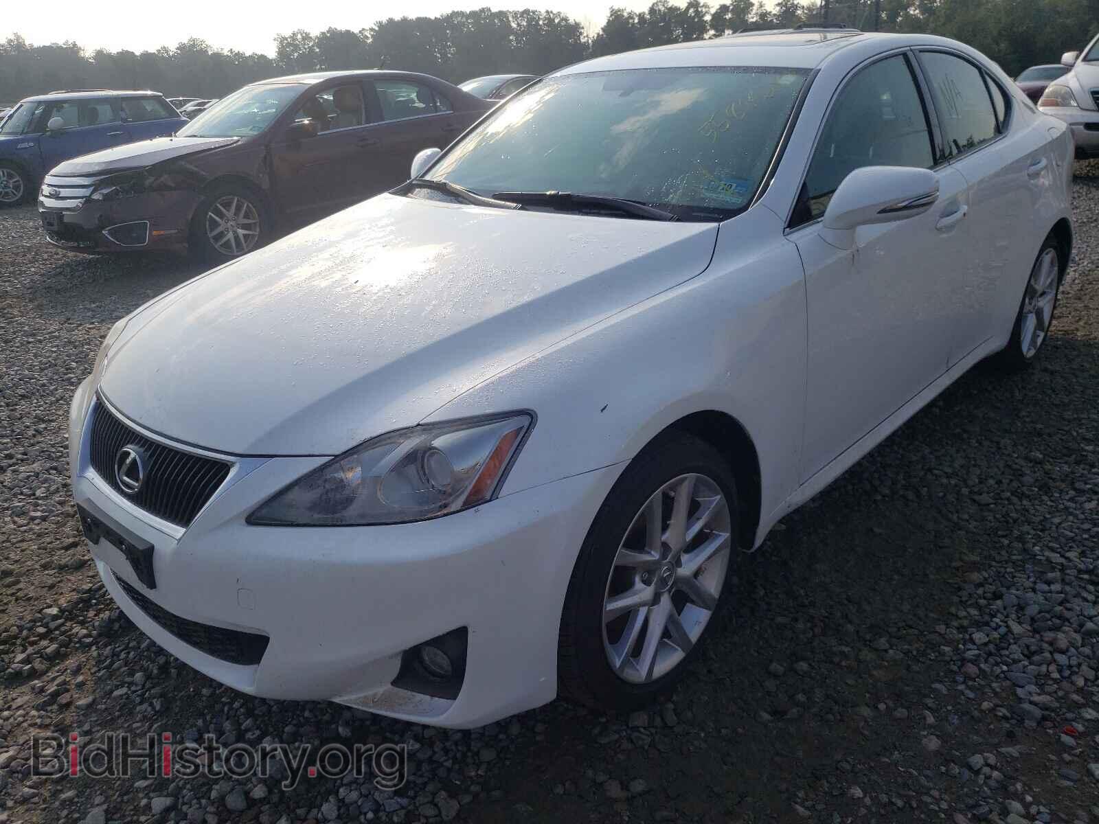 2011 LEXUS IS - VIN: JTHCF5C24B5052631 - Фото 2