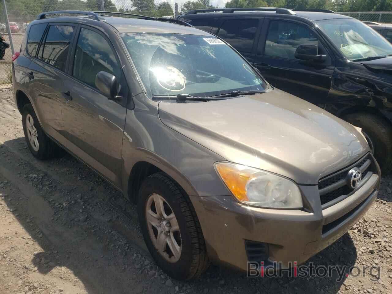 Photo 2T3BF4DV4AW054175 - TOYOTA RAV4 2010