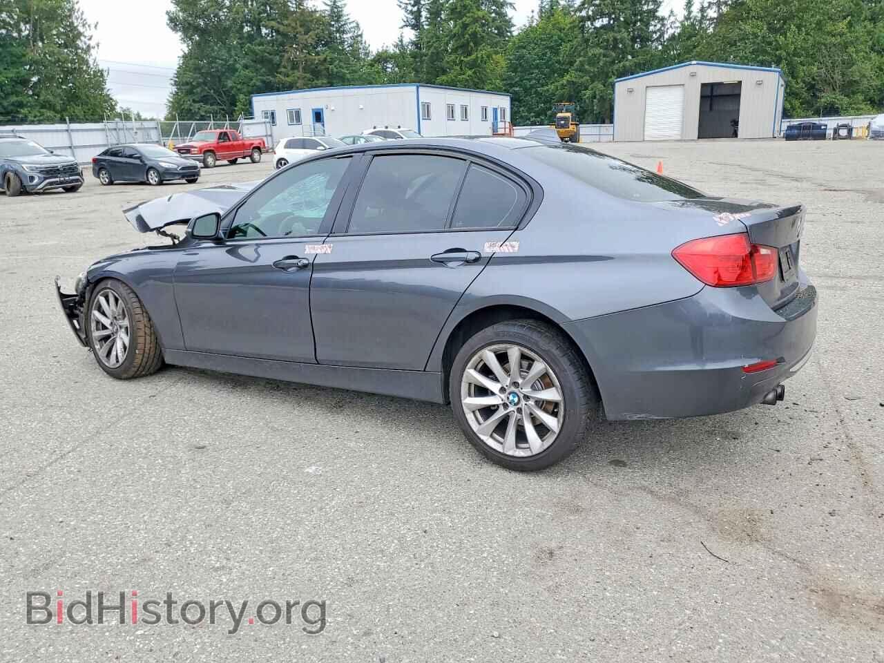 2012 BMW 3 SERIES - VIN: WBA3A5C50CF256569 - Фото 2