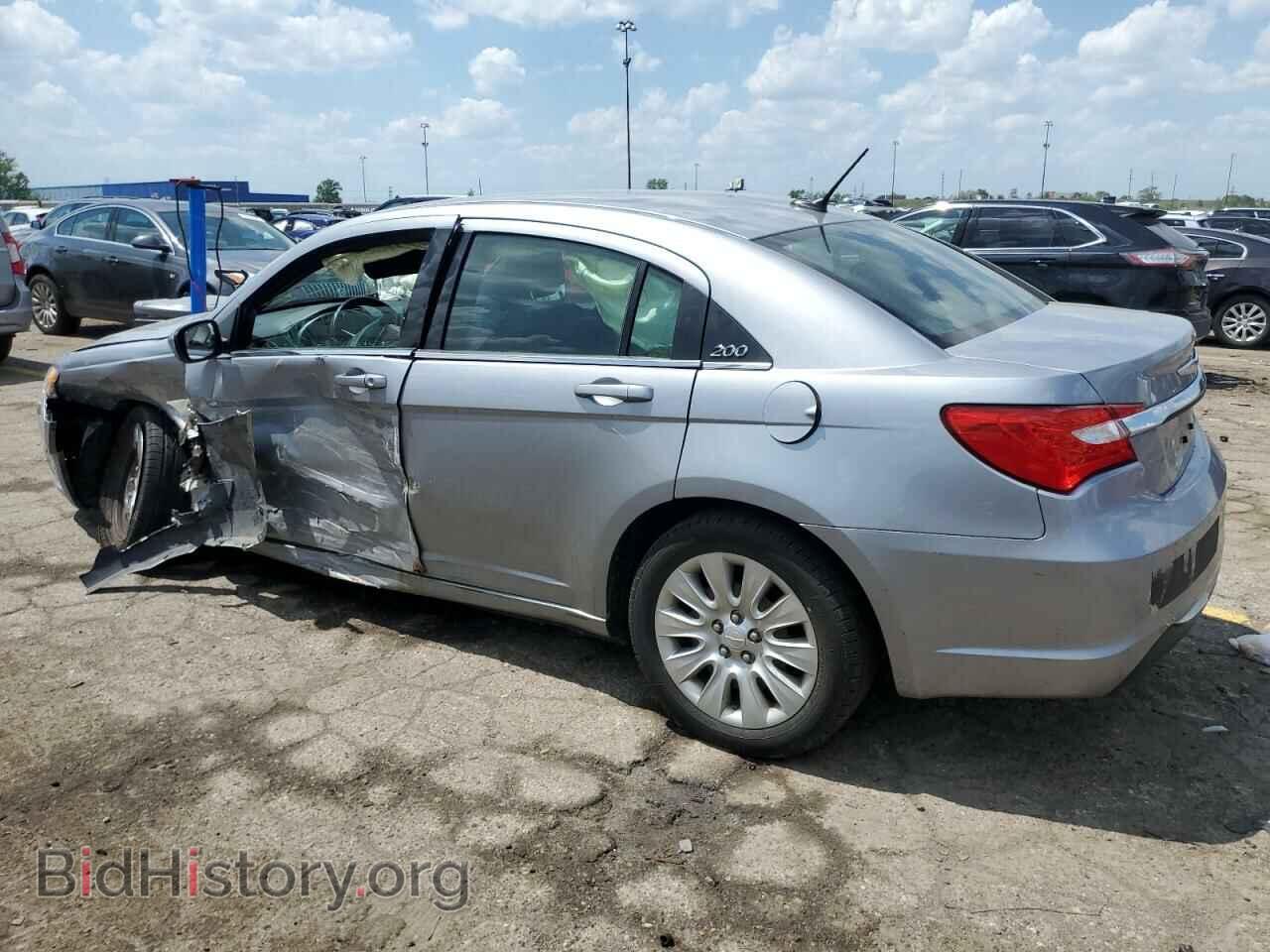 2013 CHRYSLER 200 - VIN: 1C3CCBAB5DN624132 - Фото 2