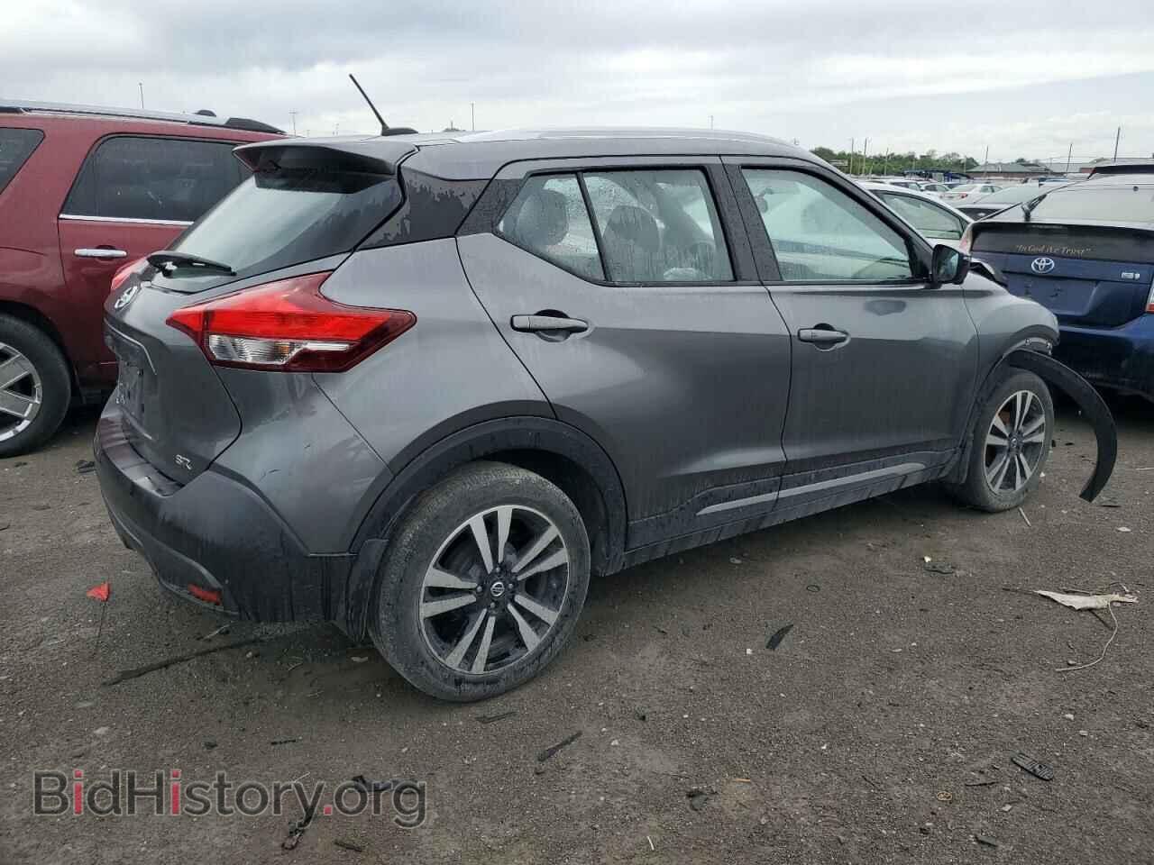 2019 NISSAN KICKS - VIN: 3N1CP5CU3KL561404 - Фото 3