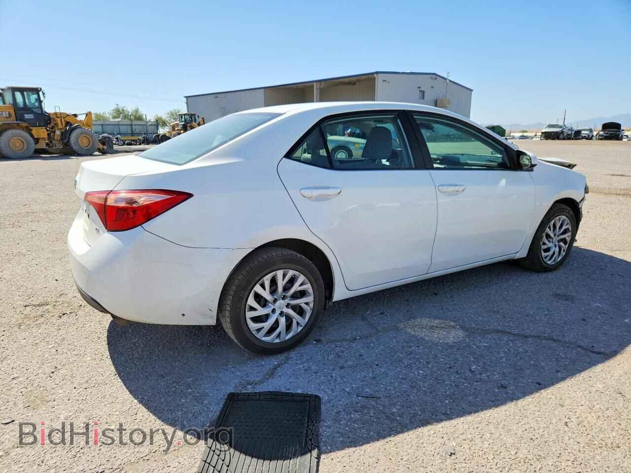 2018 TOYOTA COROLLA - VIN: 5YFBURHE4JP828271 - Фото 3