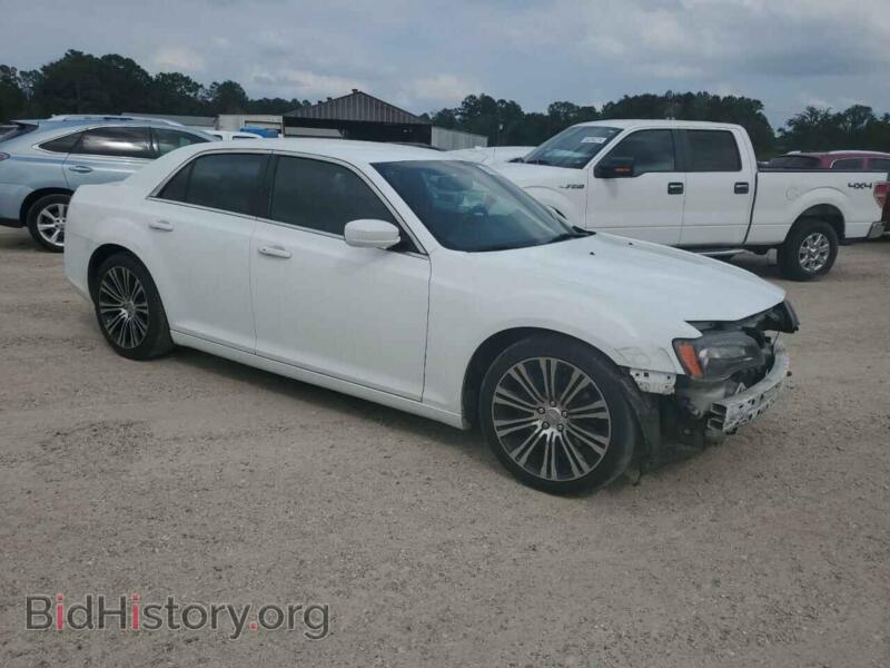 2013 Chrysler 300 (VIN 2C3CCABT4DH698605) — фото 4 из 12