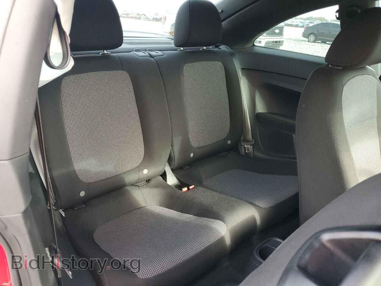 2019 VOLKSWAGEN BEETLE - VIN: 3VWFD7AT9KM710866 - Фото 10