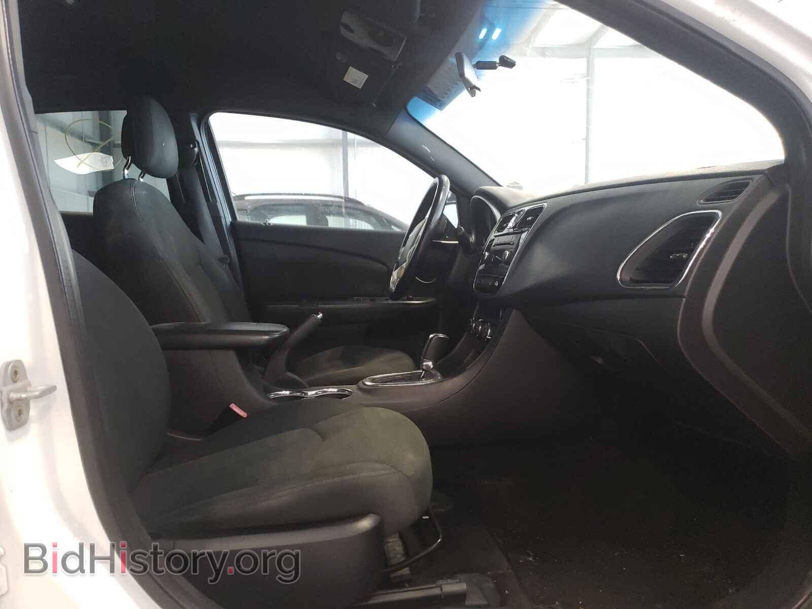 2012 CHRYSLER 200 - VIN: 1C3CCBBB5CN113145 - Фото 5