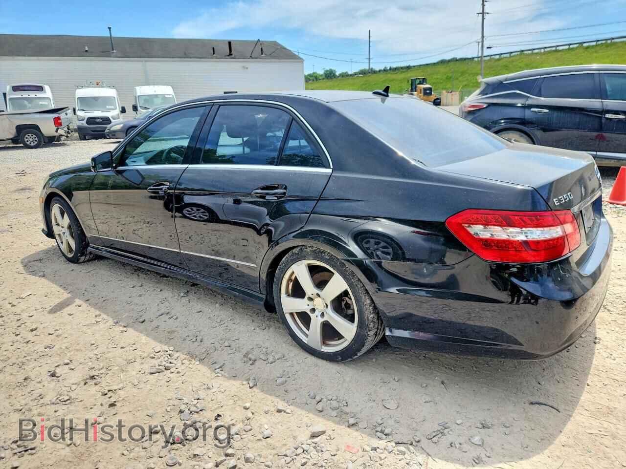 2010 MERCEDES-BENZ E-CLASS - VIN: WDDHF8HB5AA063487 - Фото 2