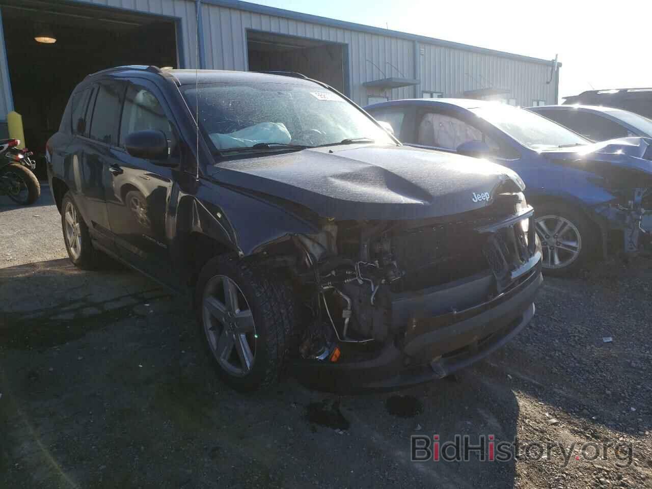 Photo 1J4NF5FBXBD221749 - JEEP COMPASS 2011