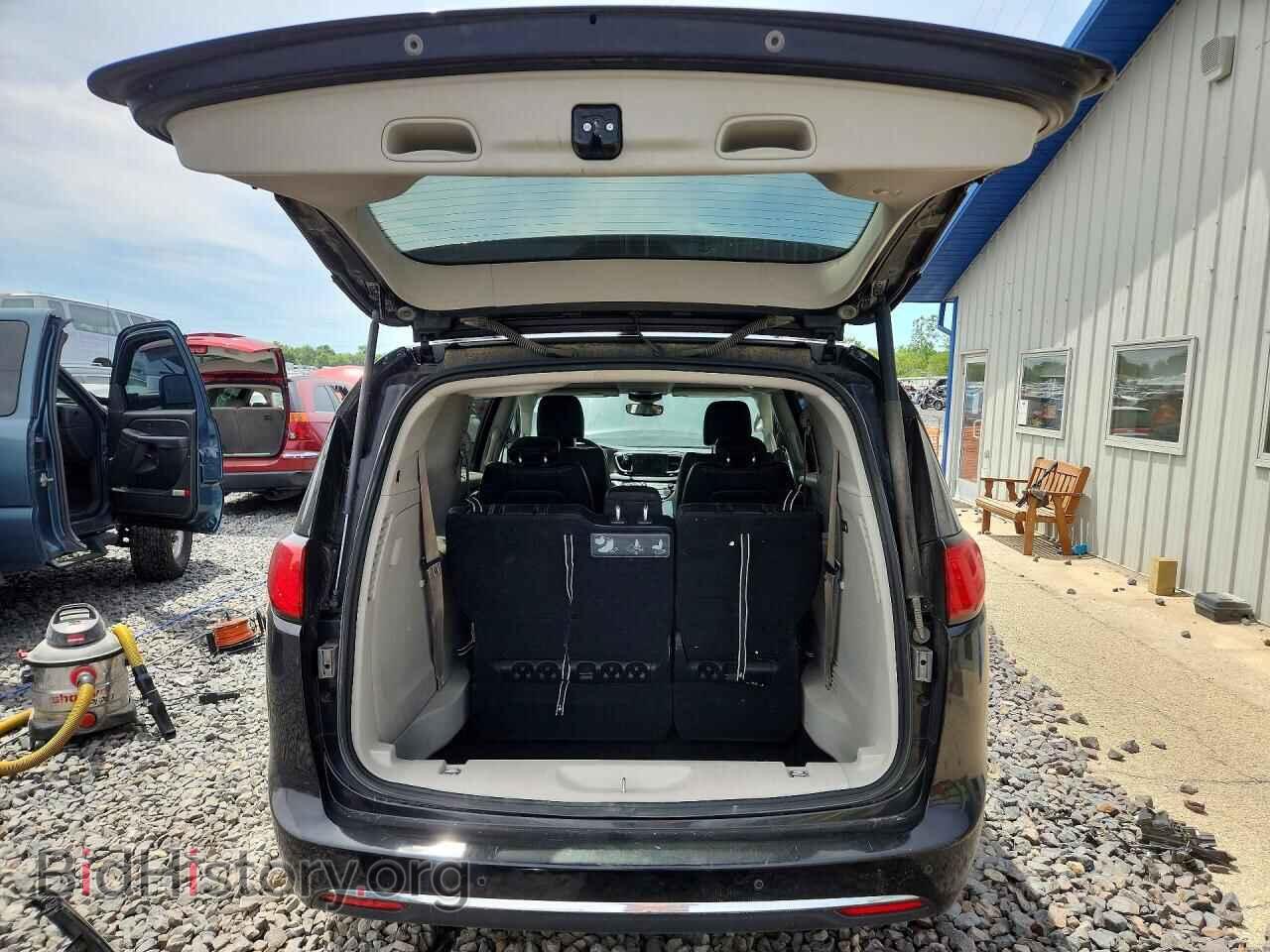 2018 CHRYSLER PACIFICA - VIN: 2C4RC1BG8JR290865 - Photo 6