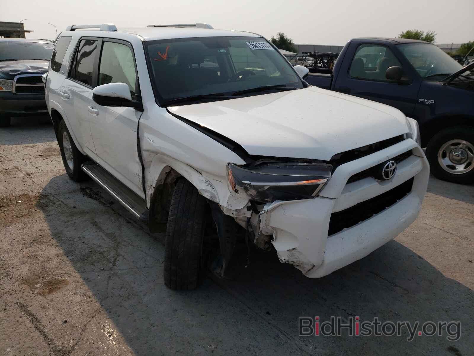 Фотография JTEBU5JR8H5430523 - TOYOTA 4RUNNER 2017