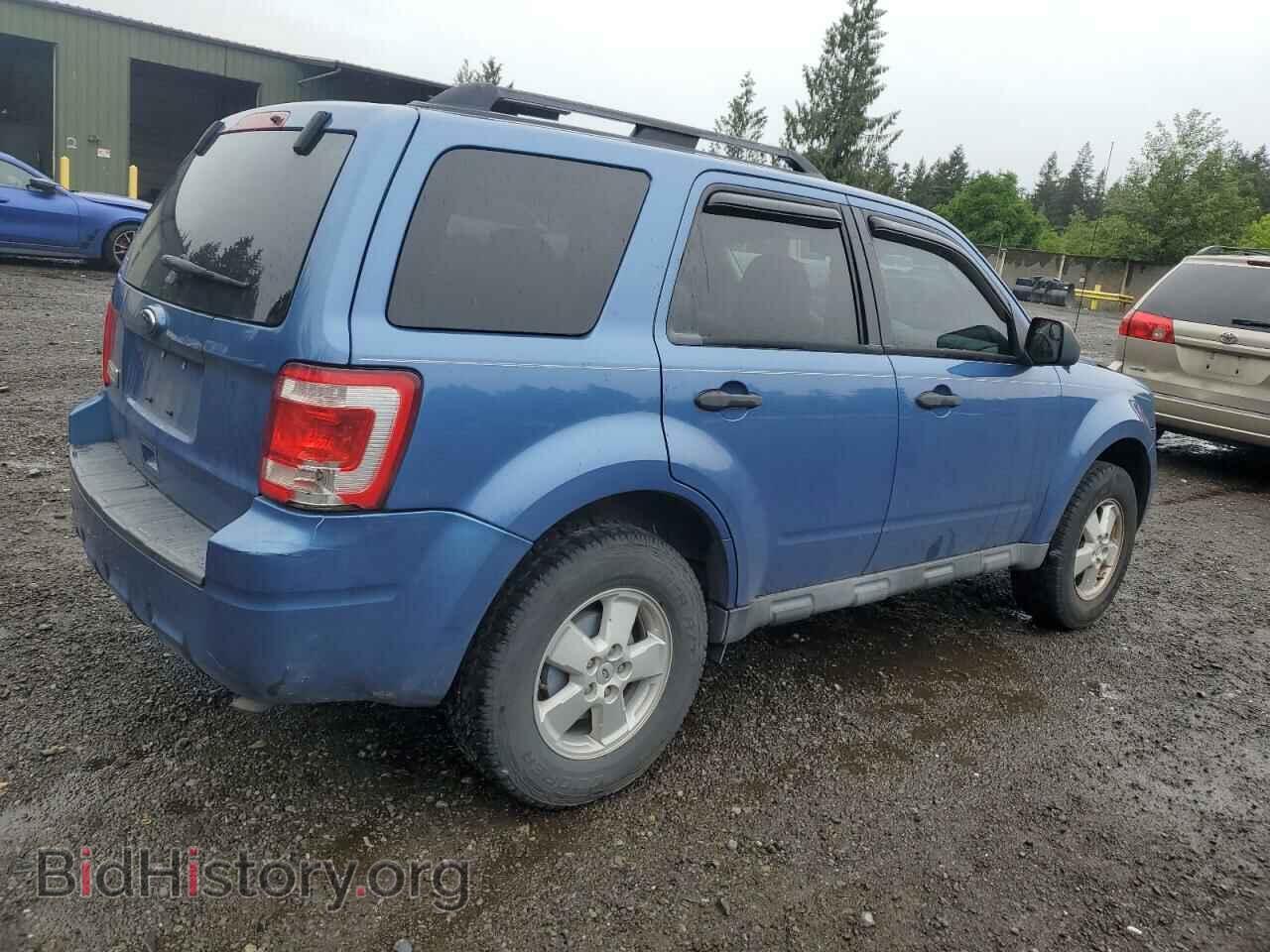 2010 FORD ESCAPE - VIN: 1FMCU0D7XAKD02101 - Фото 3