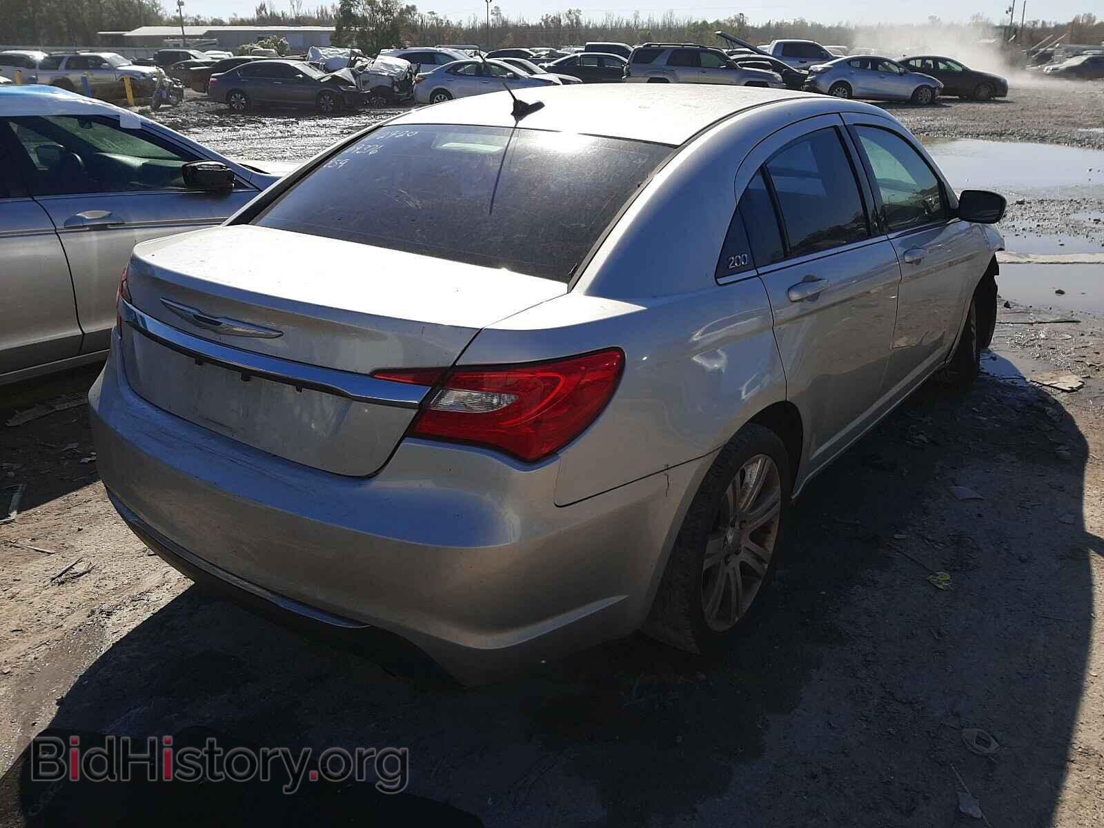 2012 CHRYSLER 200 - VIN: 1C3CCBAB8CN291780 - Фото 4