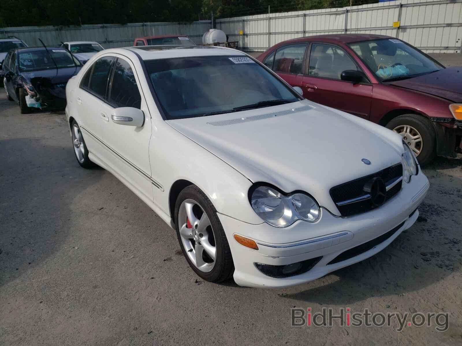 Photo WDBRF52H36A870266 - MERCEDES-BENZ C-CLASS 2006