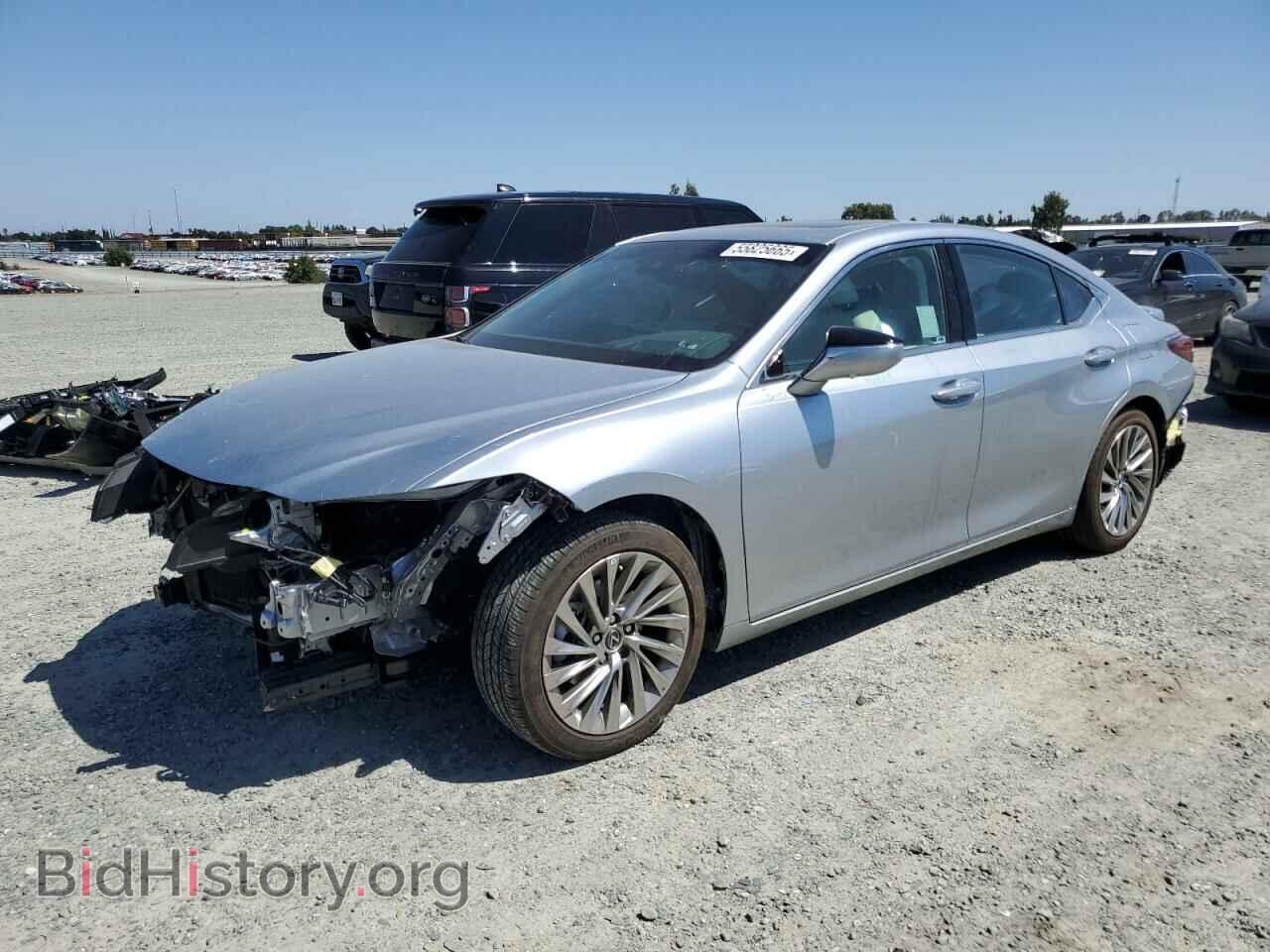Photo 58AEA1C16PU036747 - LEXUS ES300 2023
