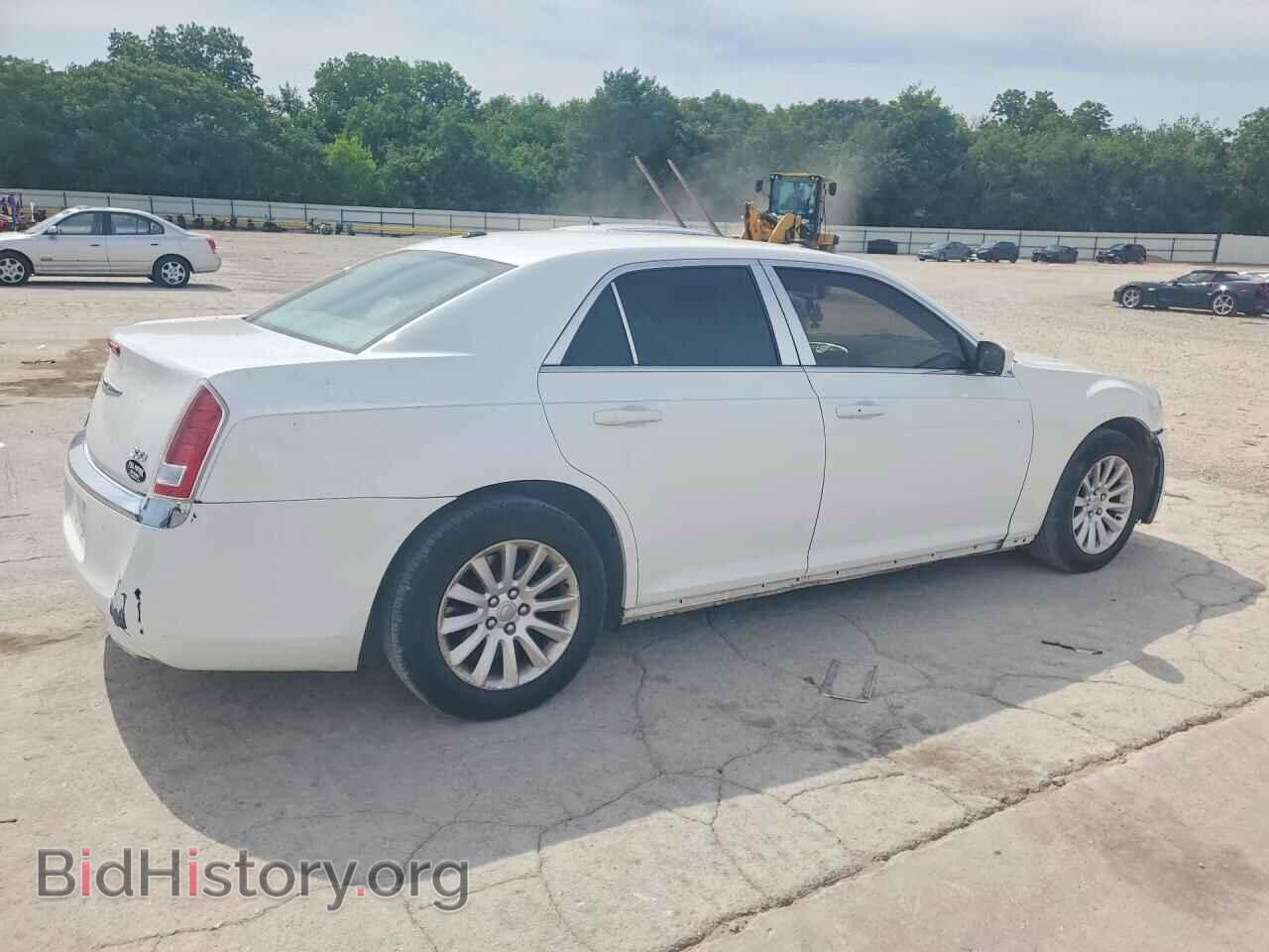 2013 CHRYSLER 300 - VIN: 2C3CCAAG6DH736050 - Фото 3