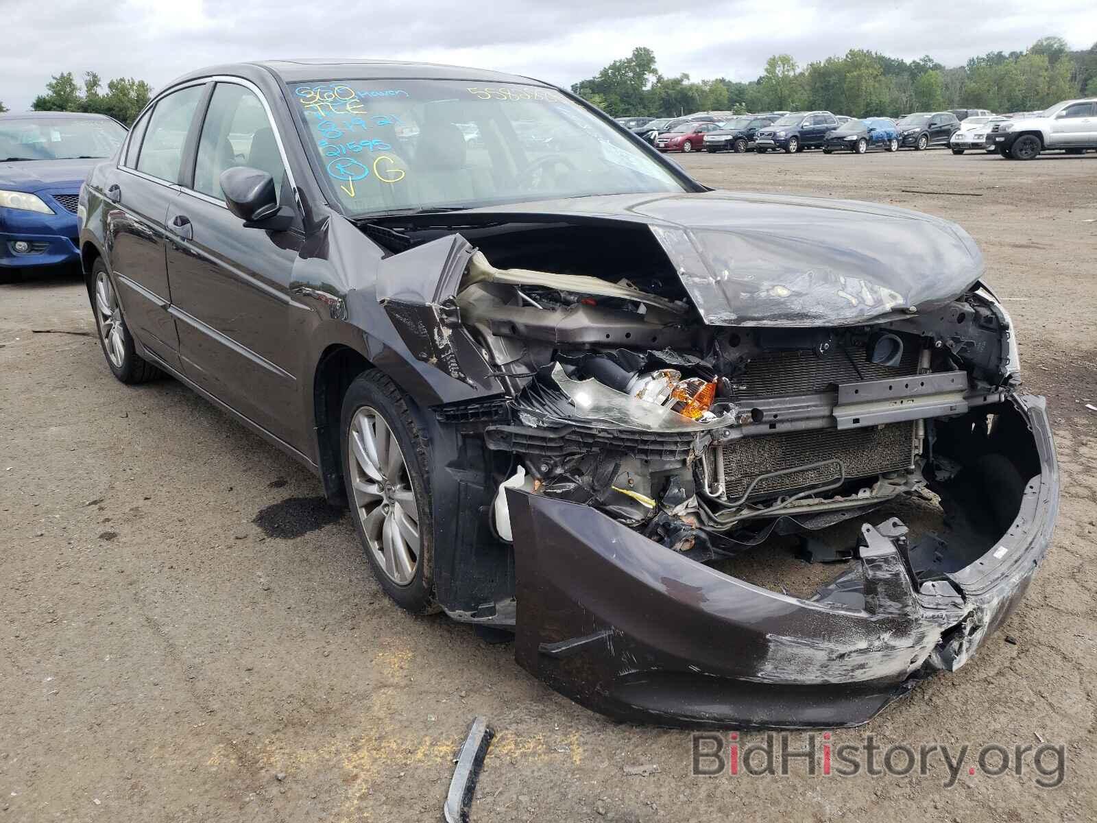 Photo 1HGCP2F88CA059105 - HONDA ACCORD 2012