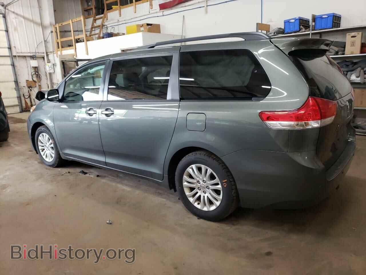 2013 TOYOTA All Models - VIN: 5TDYK3DC8DS328255 - Фото 2