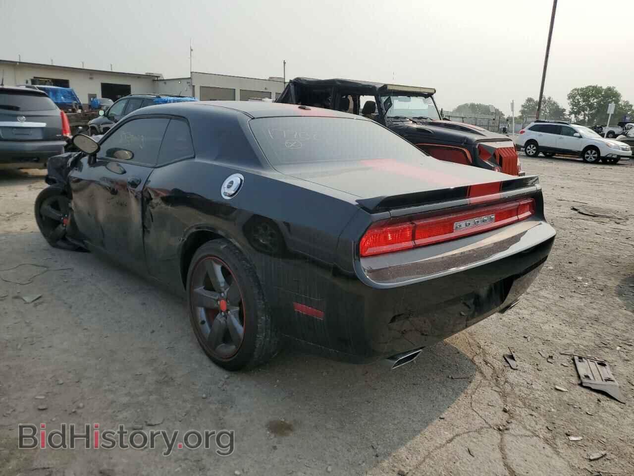 2014 DODGE CHALLENGER - VIN: 2C3CDYAG2EH177068 - Фото 2