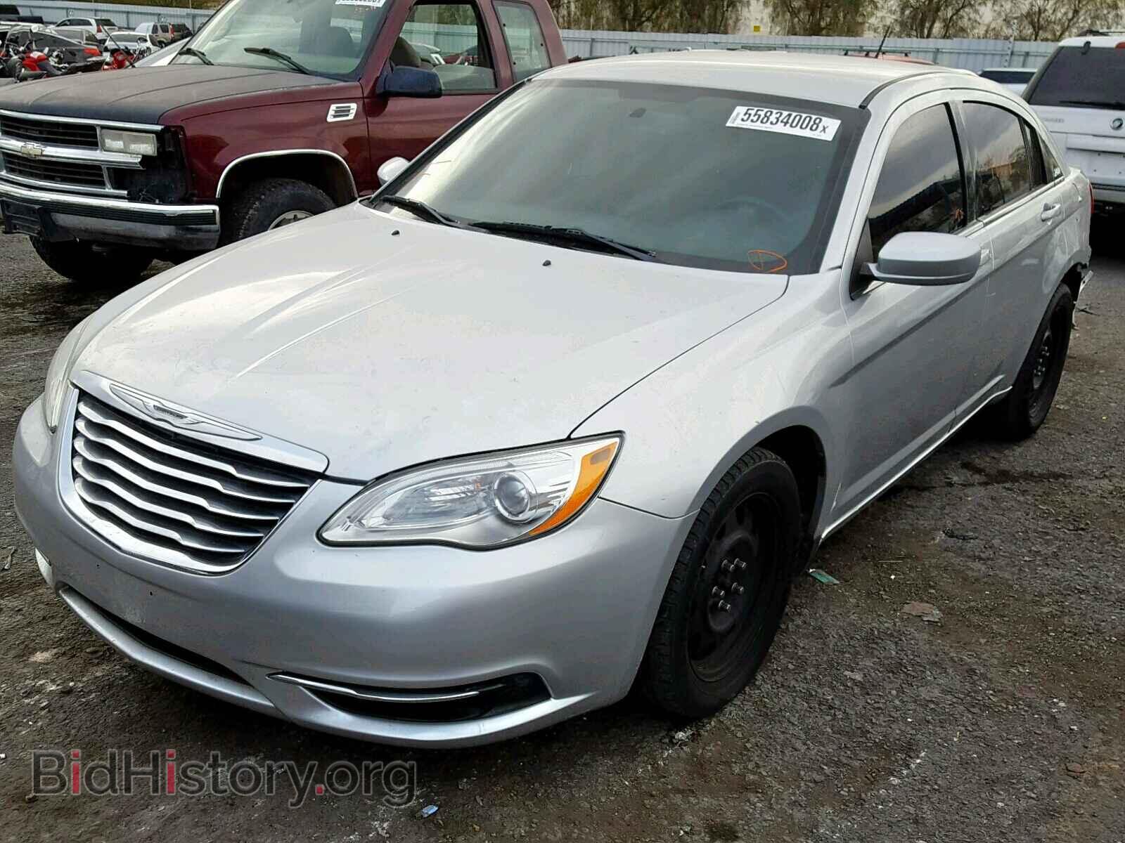 2012 CHRYSLER 200 - VIN: 1C3CCBAGXCN155243 - Фото 2