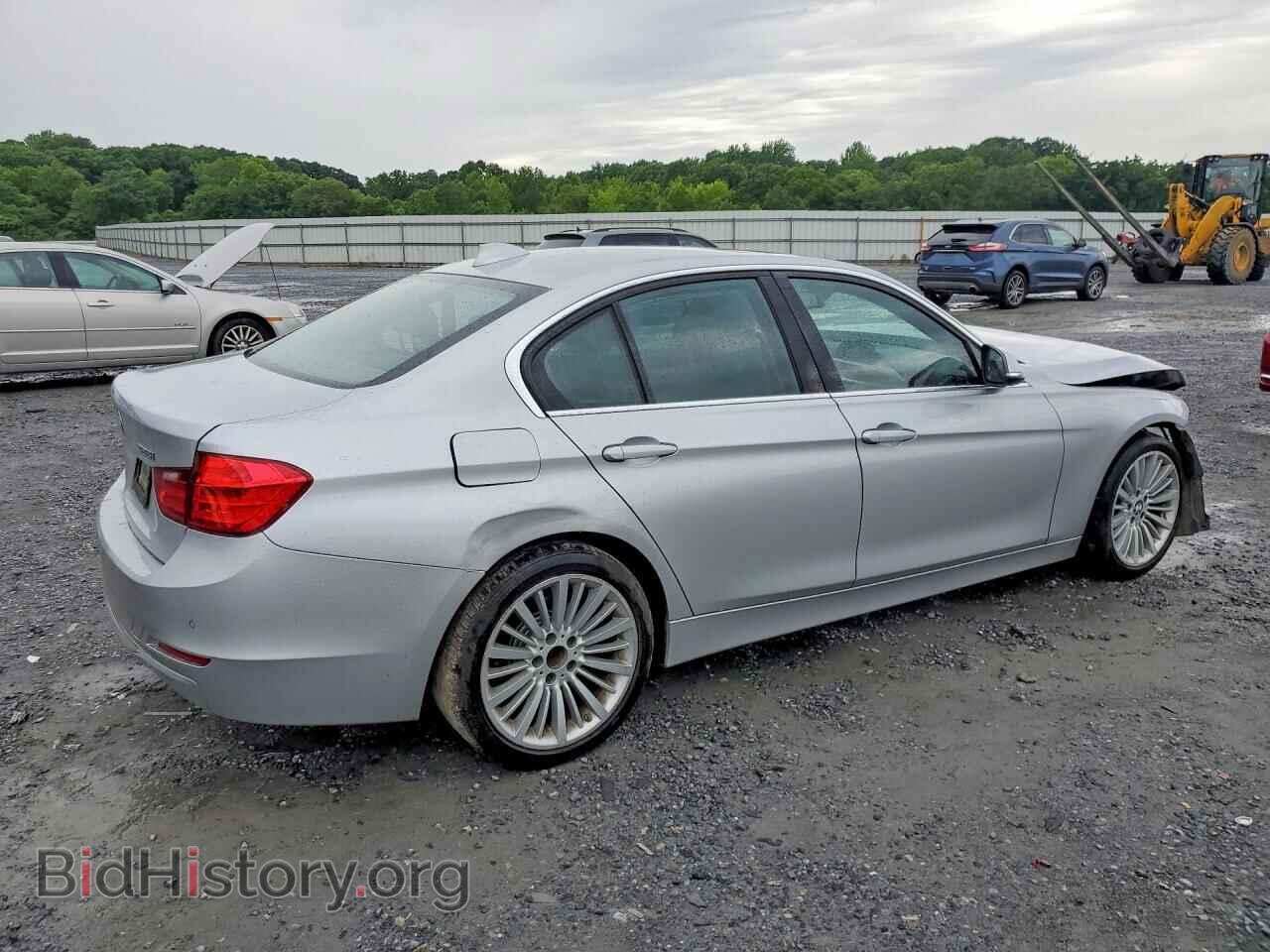 2013 BMW 3 SERIES - VIN: WBA3A5C55DF359617 - Фото 3