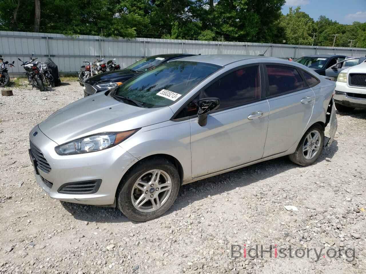 Photo 3FADP4BJ8KM118135 - FORD FIESTA 2019