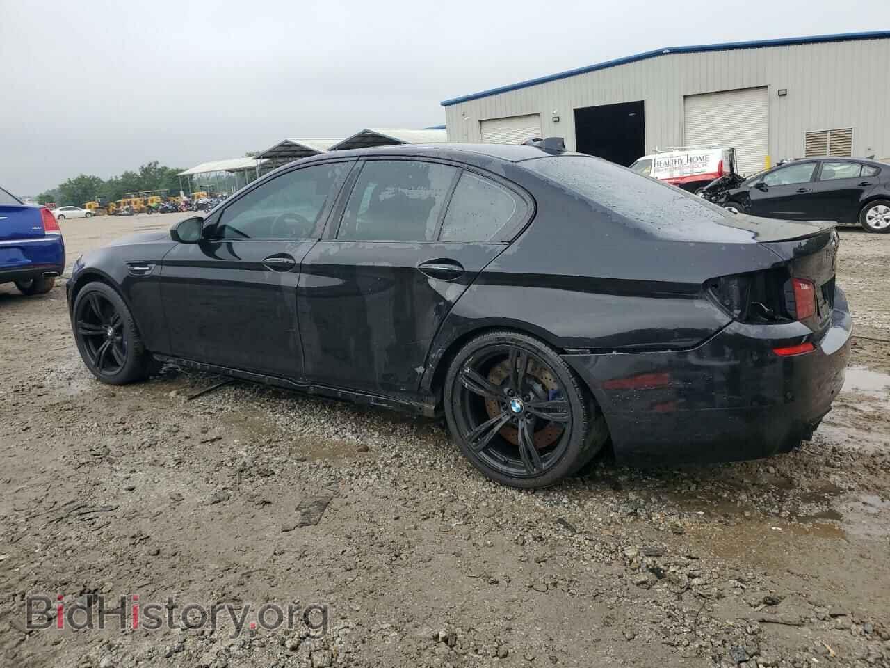 2014 BMW M5 - VIN: WBSFV9C58ED097285 - Photo 2