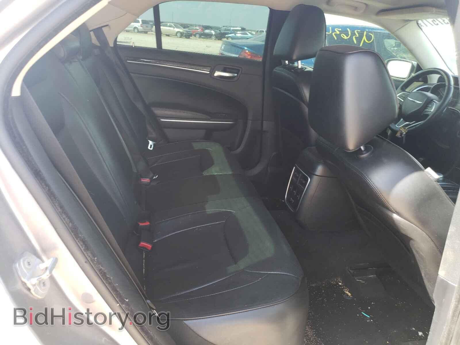 2016 CHRYSLER 300 - VIN: 2C3CCAEG5GH123450 - Фото 6