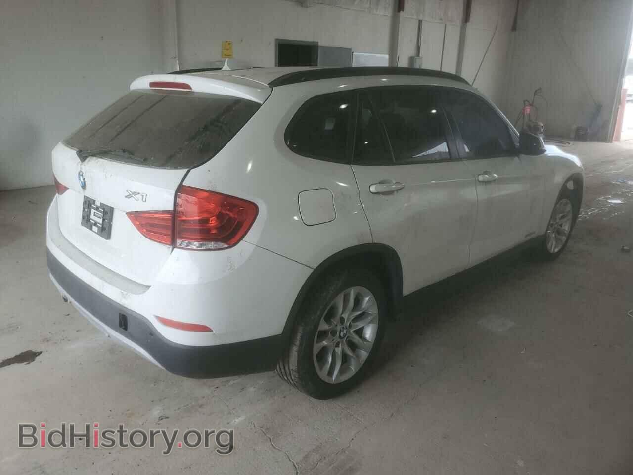 2015 BMW X1 - VIN: WBAVL1C59FVY40829 - Фото 3